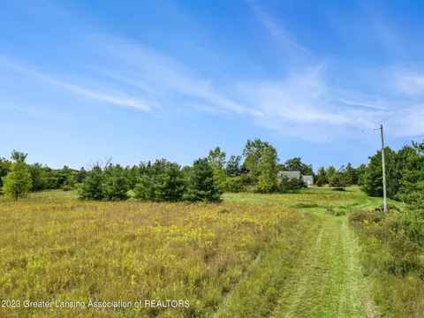 4975 W Cutler Rd, Dewitt, MI 48820 photo 3