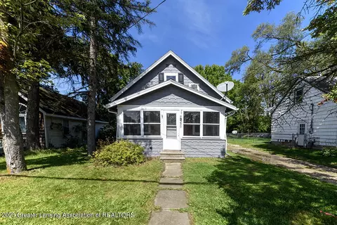 3250 Birch Row Dr, East Lansing, MI 48823