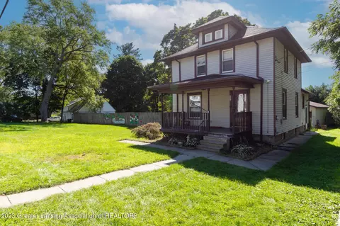 237 W Clark St, Jackson, MI 49203 photo 2
