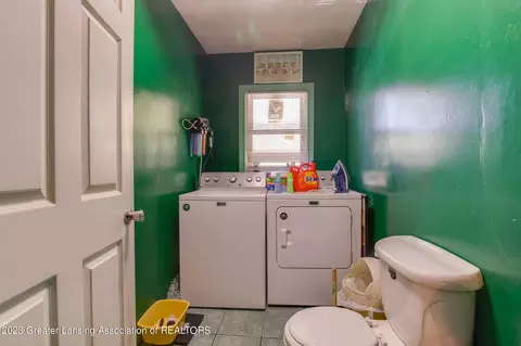 237 W Clark St, Jackson, MI 49203 photo 12