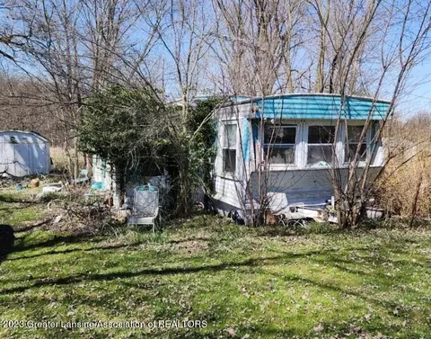 20852 W Trebesh Cir #3, Pinckney, MI 48169