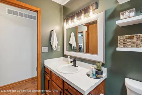 5151 Sleight Rd, Bath, MI 48808 photo 21