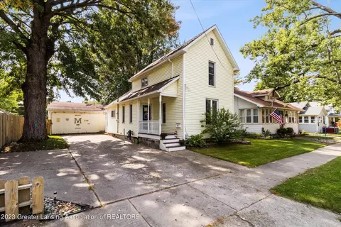 505 W Higham St, Saint Johns, MI 48879