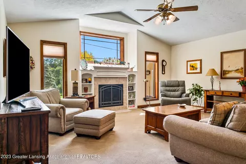85 Damon Rd, Haslett, MI 48840 photo 14
