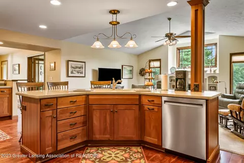 85 Damon Rd, Haslett, MI 48840 photo 29
