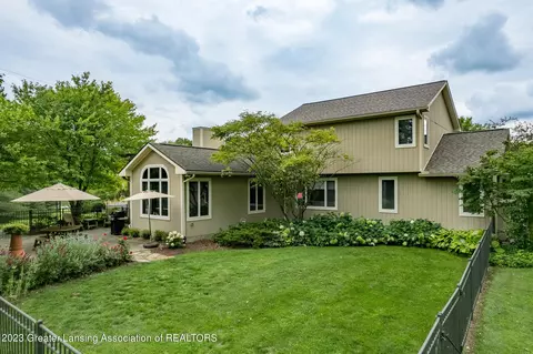 85 Damon Rd, Haslett, MI 48840 photo 9
