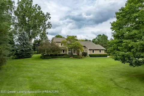 85 Damon Rd, Haslett, MI 48840 photo 10
