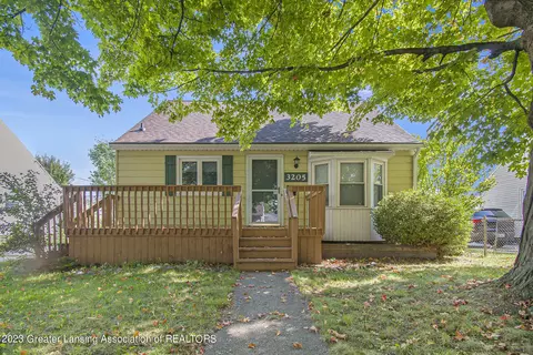 3205 Plymouth Dr, Lansing, MI 48910