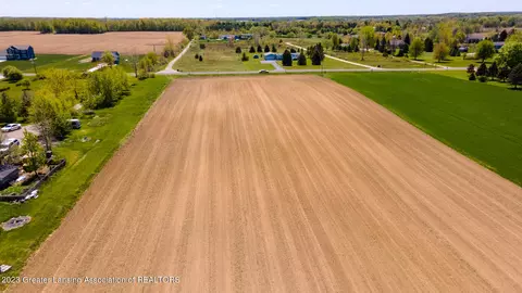 6820 W Howe Rd, Dewitt, MI 48820 photo 27