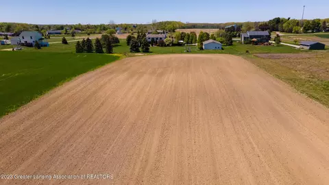 6820 W Howe Rd, Dewitt, MI 48820 photo 18