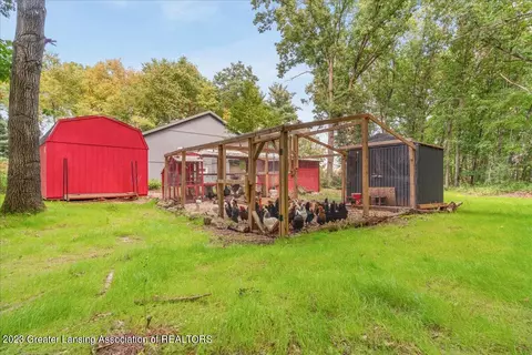 6260 Green Rd, Haslett, MI 48840 photo 30