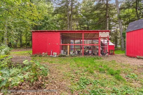6260 Green Rd, Haslett, MI 48840 photo 29