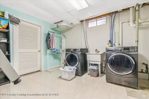 6260 Green Rd, Haslett, MI 48840 photo 16