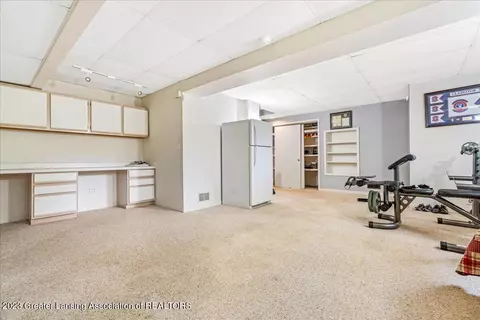 6260 Green Rd, Haslett, MI 48840 photo 15