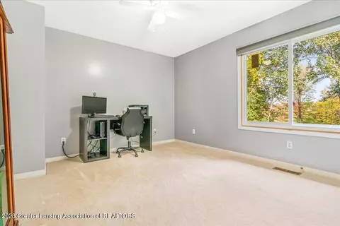 6260 Green Rd, Haslett, MI 48840 photo 19
