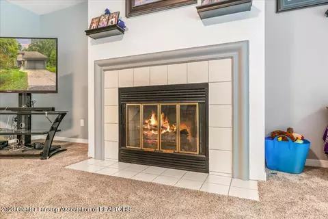 6260 Green Rd, Haslett, MI 48840 photo 8