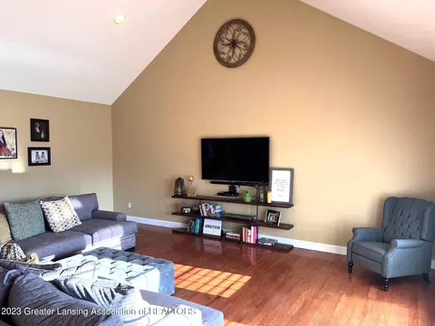 14502 S State Rd, Perry, MI 48872 photo 6