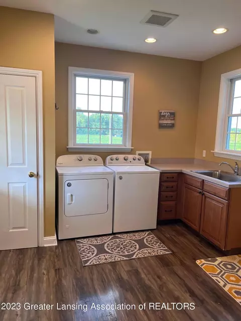 14502 S State Rd, Perry, MI 48872 photo 24