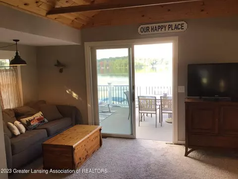 2724 Lakeside Dr, Stanton, MI 48888 photo 11