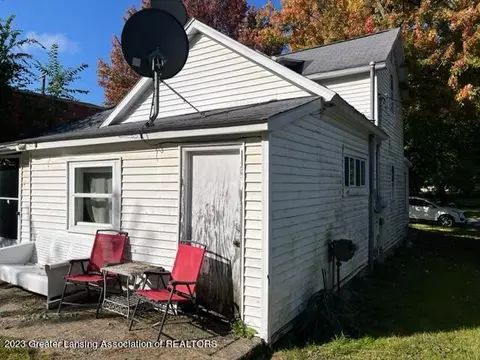 8004 N Welling Rd, Eureka, MI 48833 photo 5