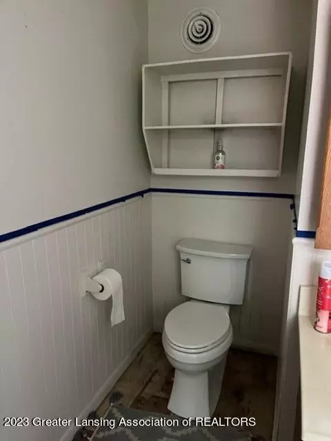 8004 N Welling Rd, Eureka, MI 48833 photo 17