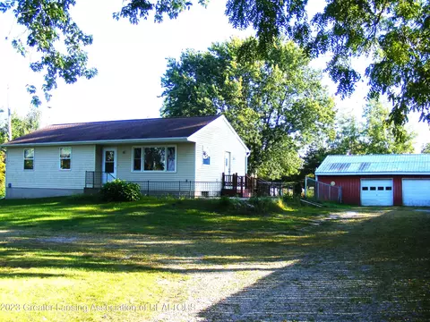25010 T Dr N, Olivet, MI 49076