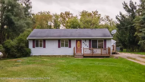 8183 Columbia Hwy, Eaton Rapids, MI 48827