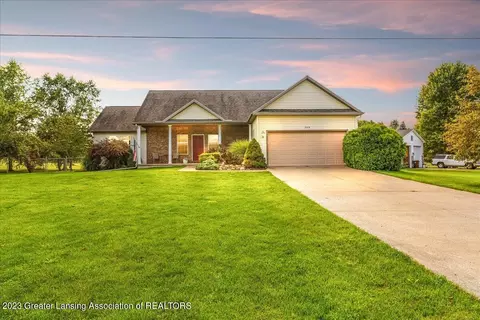 5678 Durfee Rd, Eaton Rapids, MI 48827