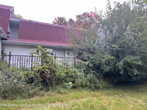 13784 Main St, Bath, MI 48808 photo 4
