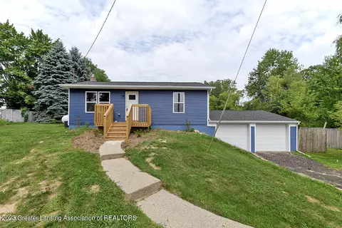 5304 W Butterfield Hwy, Olivet, MI 49076