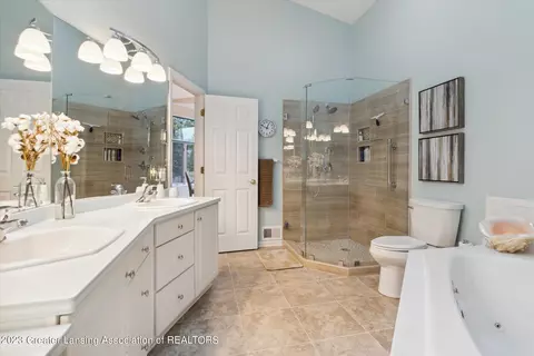 6919 Springtree Ln, Lansing, MI 48917 photo 24