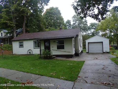411 Cottage St, Olivet, MI 49076