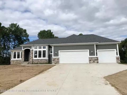 9645 Tobermory Dr, Haslett, MI 48840