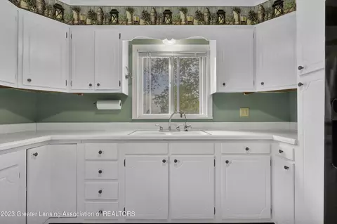 8405 Goodwin Rd, Lyons, MI 48851 photo 5