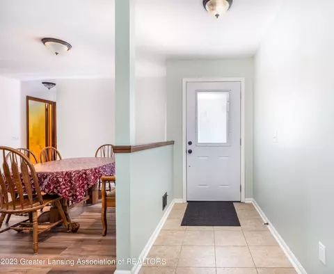 1225 Sandhill Dr, Dewitt, MI 48820 photo 5