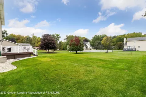 13422 Jennifer Dr, Perry, MI 48872 photo 29