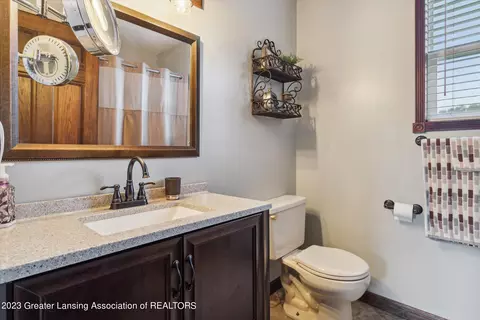 13422 Jennifer Dr, Perry, MI 48872 photo 17