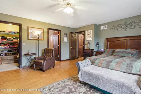 13422 Jennifer Dr, Perry, MI 48872 photo 16