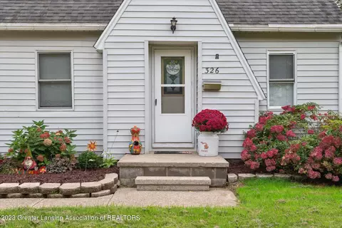 326 Everettdale Ave, Lansing, MI 48910 photo 4