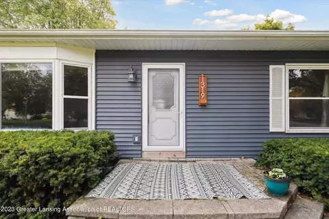 1319 Larkwood Dr, Dewitt, MI 48820 photo 6
