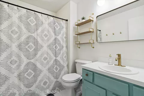 1319 Larkwood Dr, Dewitt, MI 48820 photo 22