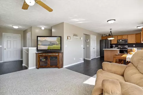 1880 E Townsend Rd, Saint Johns, MI 48879 photo 12
