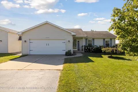 1880 E Townsend Rd, Saint Johns, MI 48879 photo 4