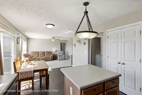 1880 E Townsend Rd, Saint Johns, MI 48879 photo 18