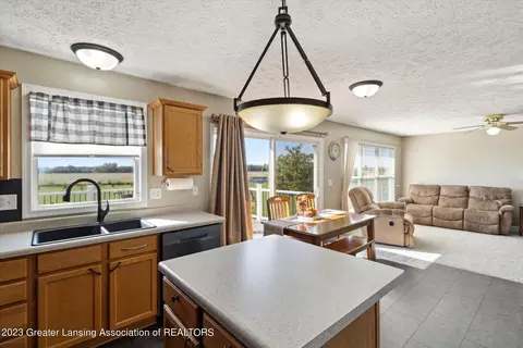 1880 E Townsend Rd, Saint Johns, MI 48879 photo 16