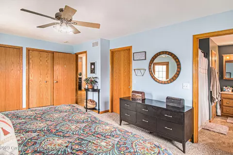 5211 E Pratt Rd, Saint Johns, MI 48879 photo 19