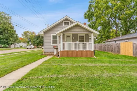 652 Vernon Ave, Lansing, MI 48910