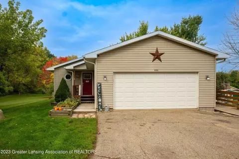 5190 Houston Rd, Eaton Rapids, MI 48827
