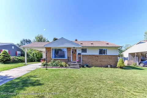 3005 E Lafayette Cir, Lansing, MI 48906