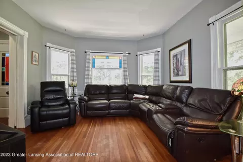 105 E Columbia Rd, Mason, MI 48854 photo 13